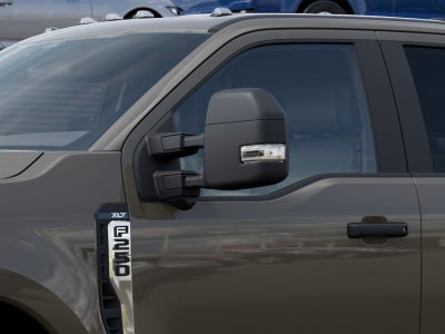 2027 Ford Super Duty F-250® XLT