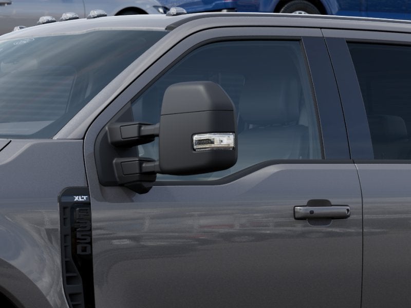 2027 Ford Super Duty F-350® XLT