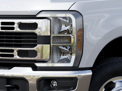 2027 Ford Super Duty F-350® XLT