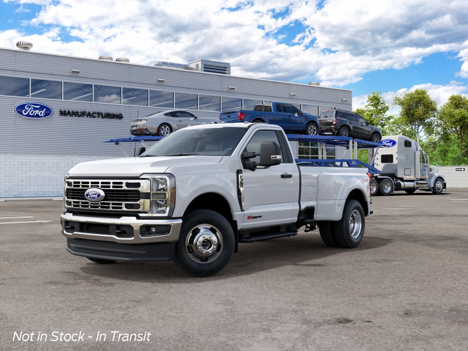 2027 Ford Super Duty F-350® XLT