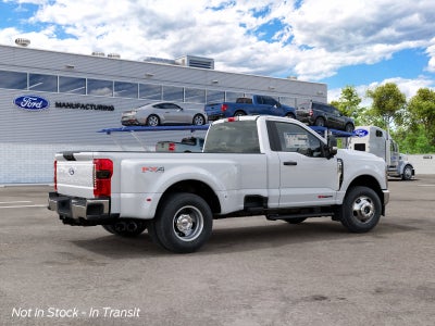 2027 Ford Super Duty F-350® XLT