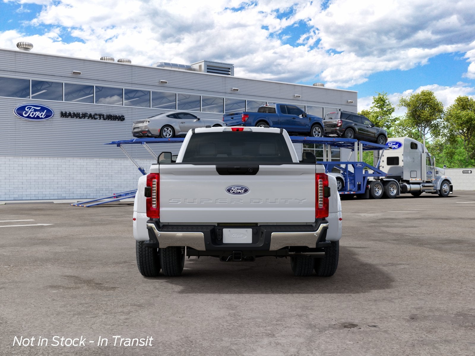 2027 Ford Super Duty F-350® XLT