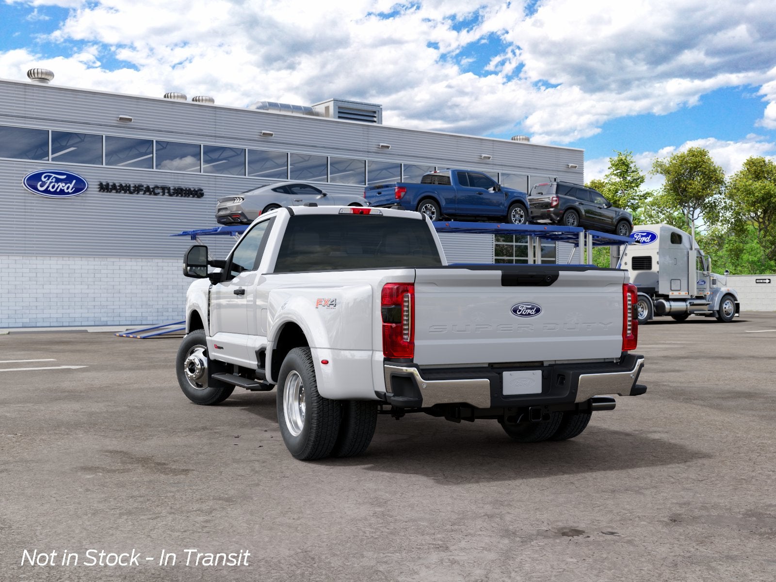 2027 Ford Super Duty F-350® XLT