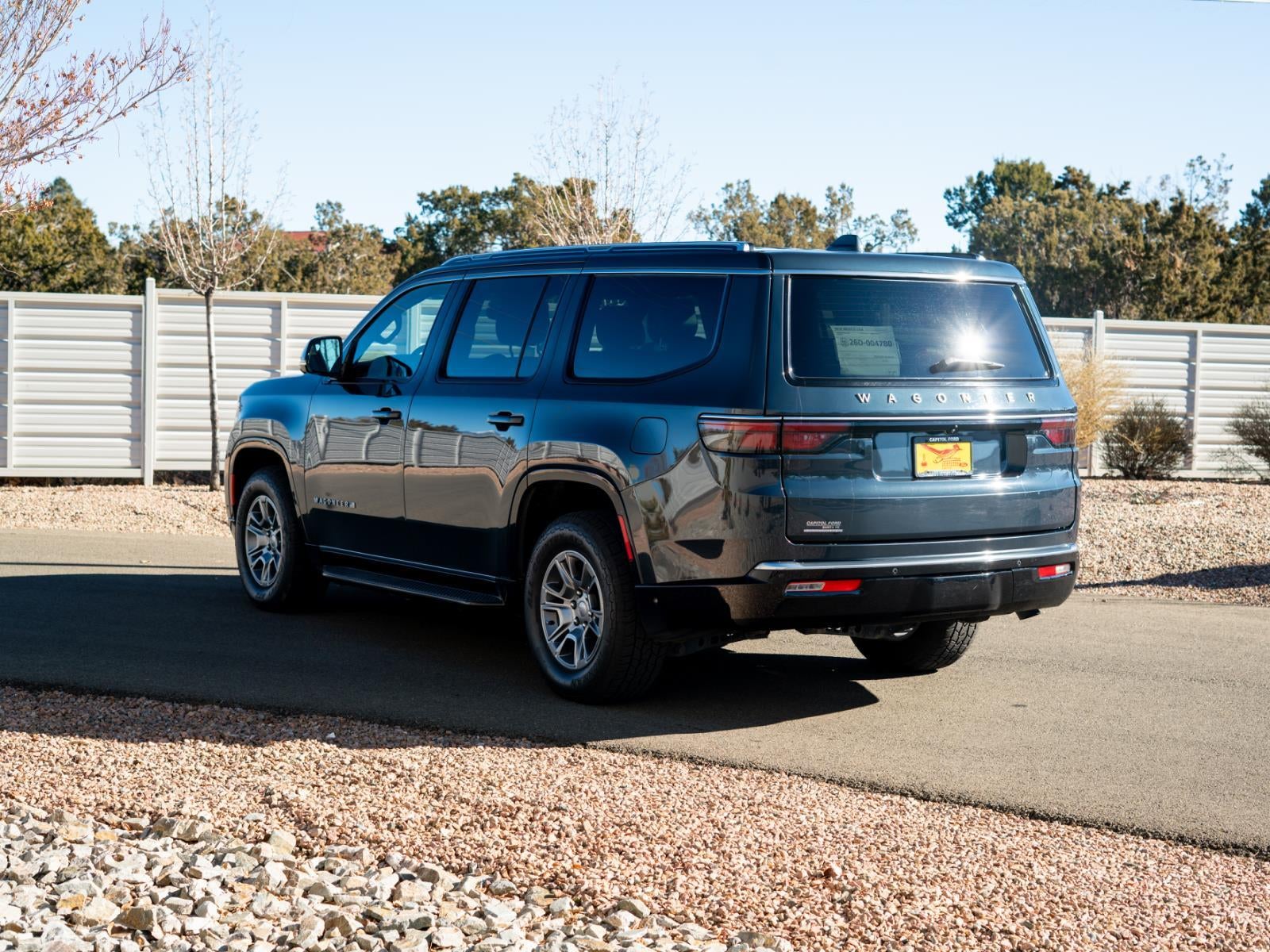 2023 Jeep Wagoneer SERIES 1 4