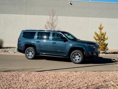 2023 Jeep Wagoneer SERIES 1 4