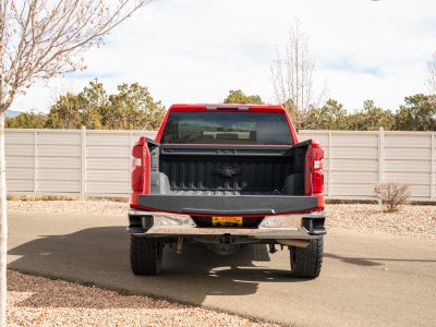 2023 Chevrolet SILVERADO 1500LT 4WD