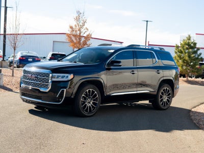 2023 GMC Acadia Denali