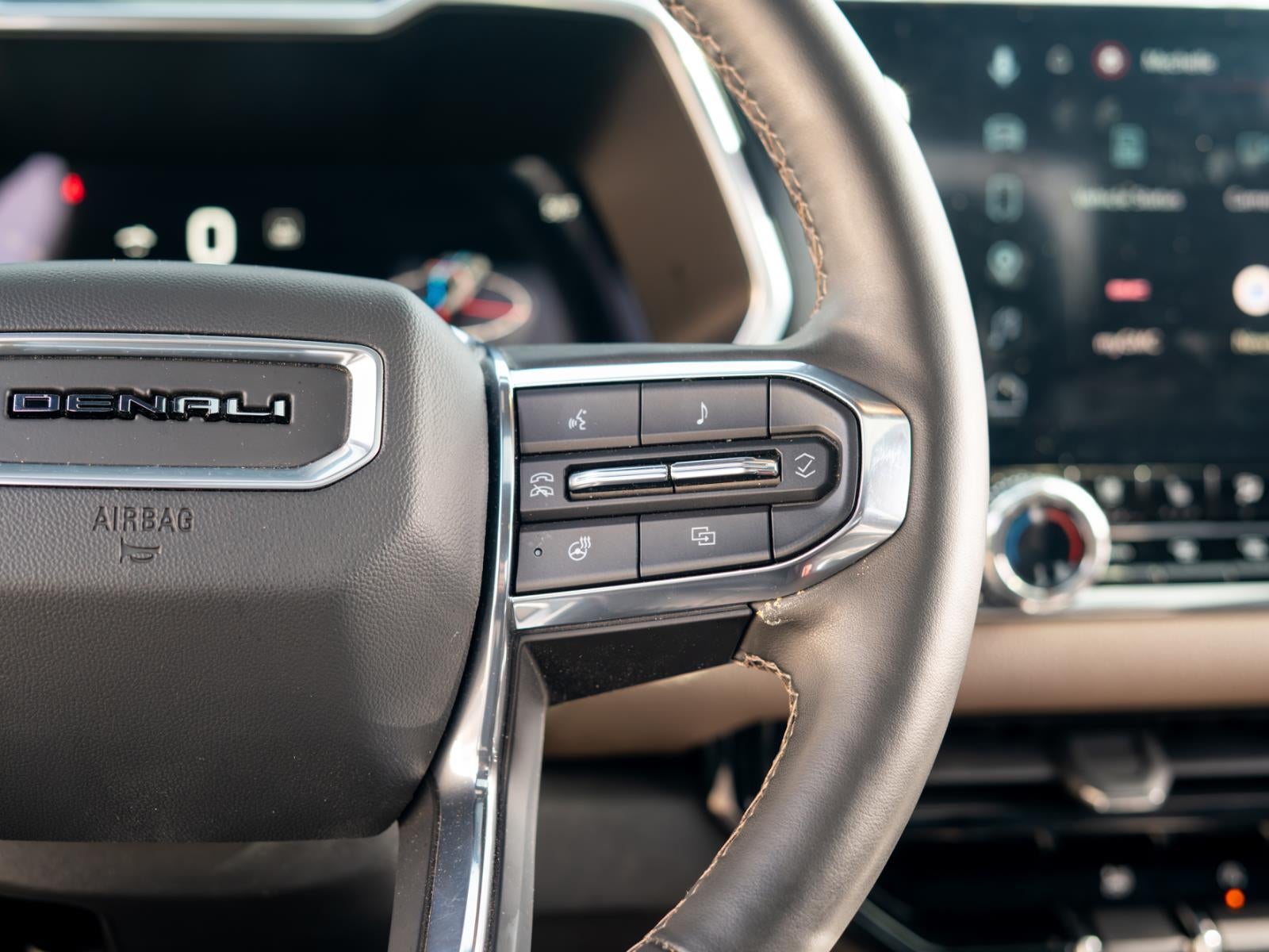 2023 GMC Canyon 4WD Denali