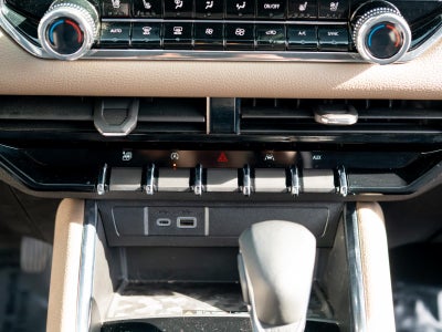 2023 GMC Canyon 4WD Denali