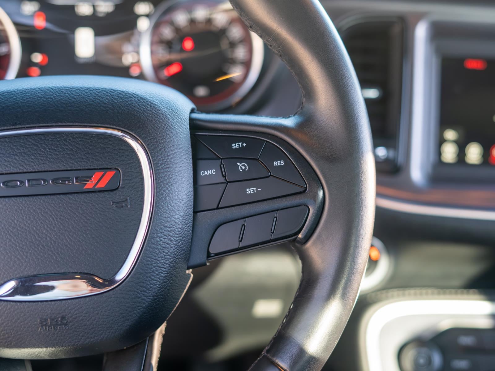 2018 Dodge CHALLENGER SXT