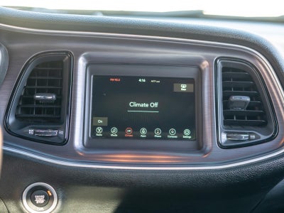 2018 Dodge CHALLENGER SXT