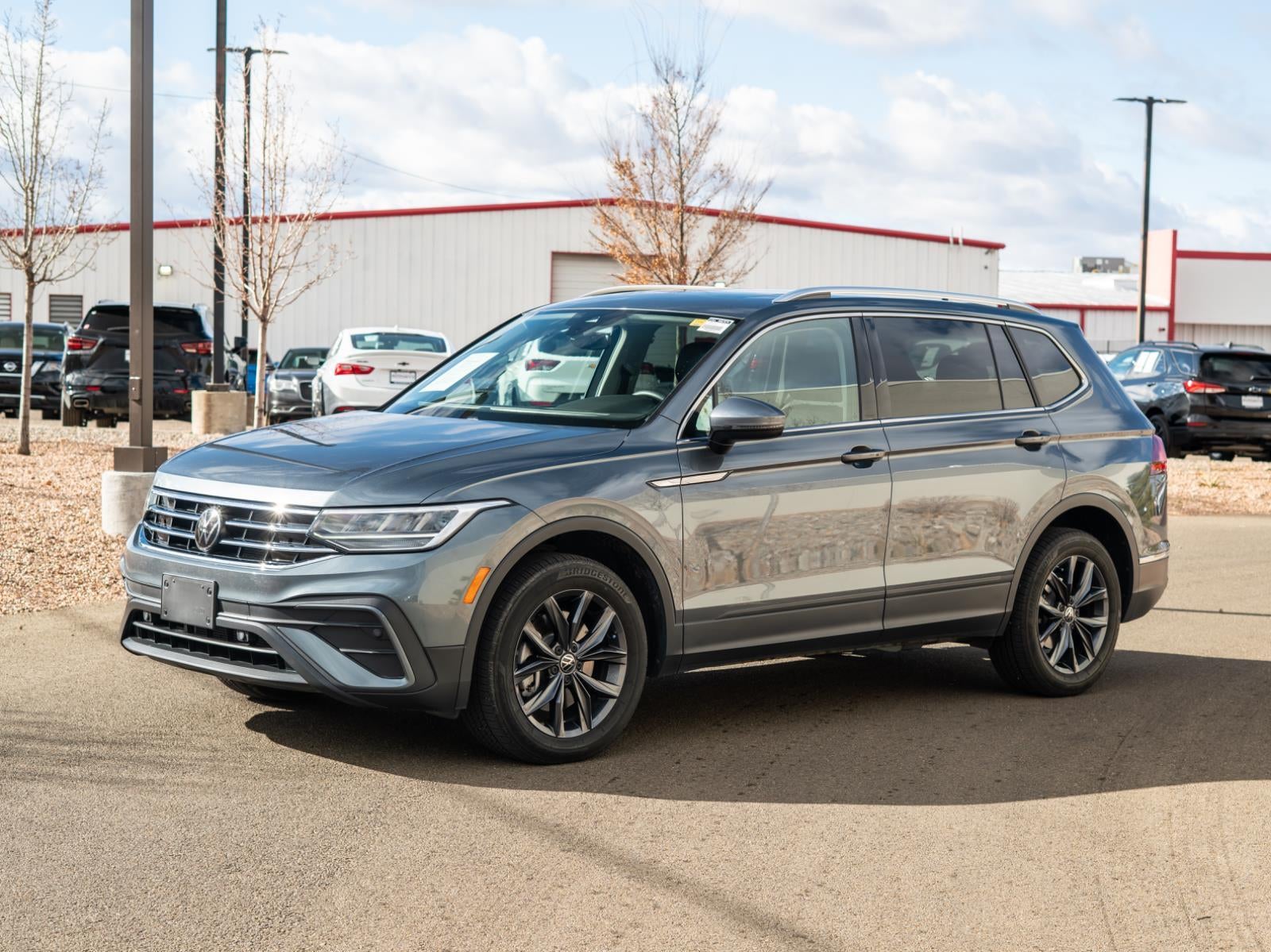 2023 Volkswagen Tiguan SE