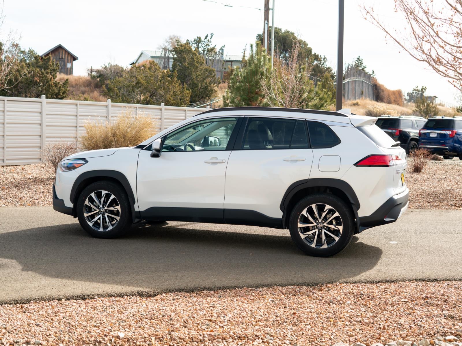 2024 Toyota Corolla Cross XLE