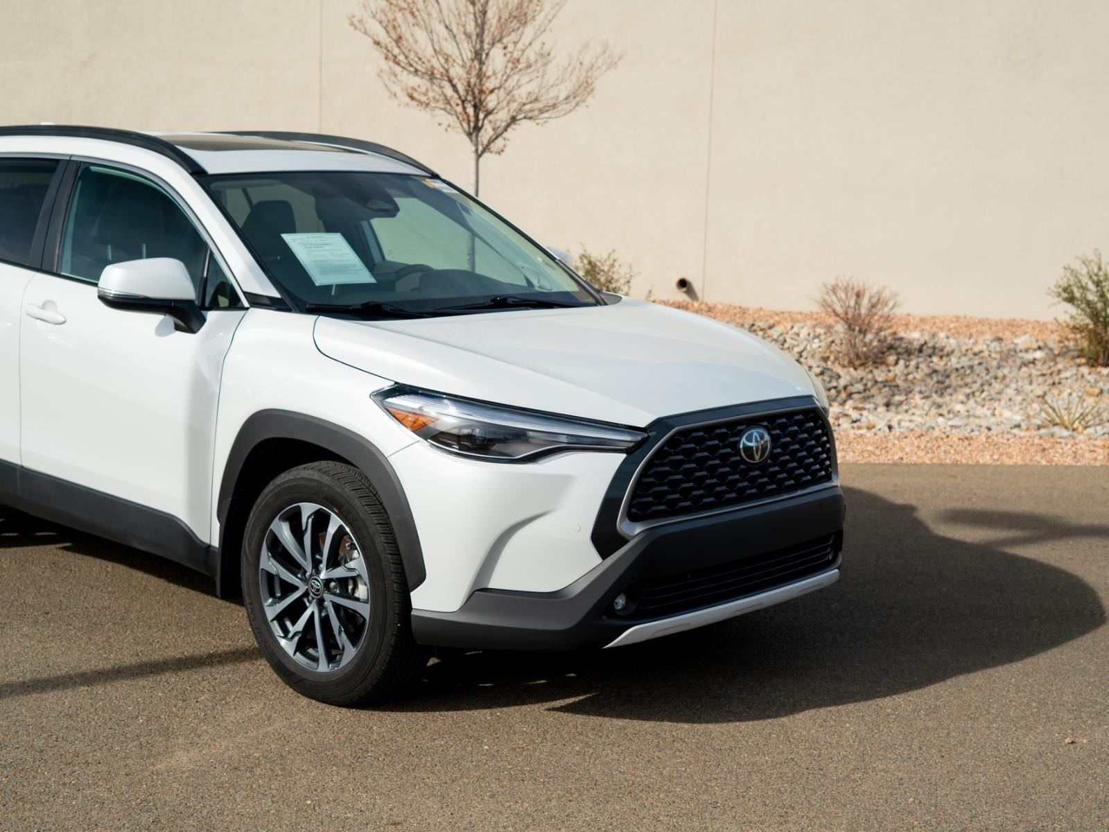 2024 Toyota Corolla Cross XLE