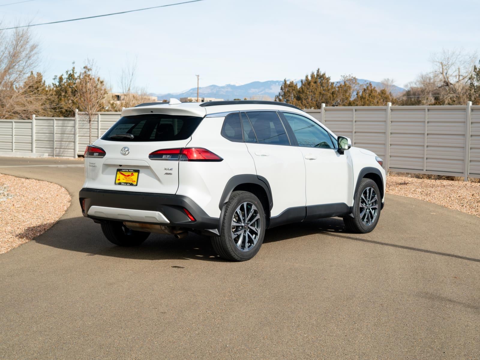 2024 Toyota Corolla Cross XLE