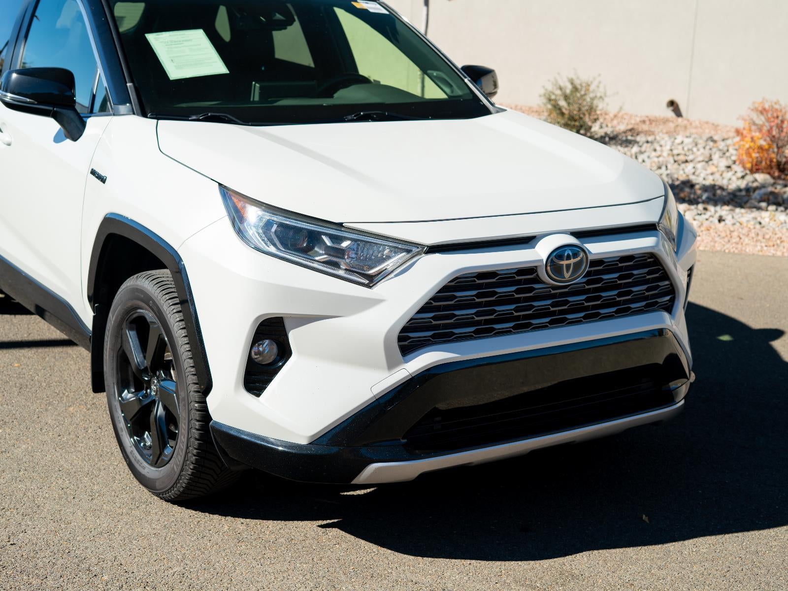 2019 Toyota RAV4 Hybrid XSE