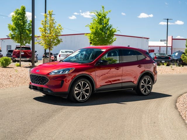 2022 Ford Escape Hybrid SE