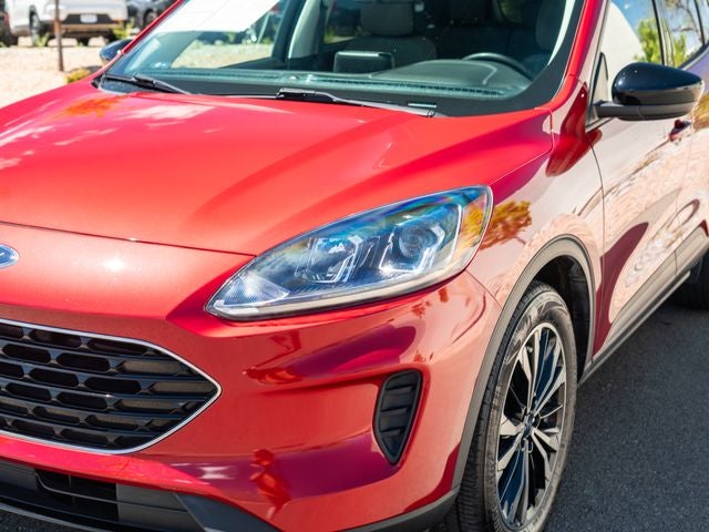 2022 Ford Escape Hybrid SE