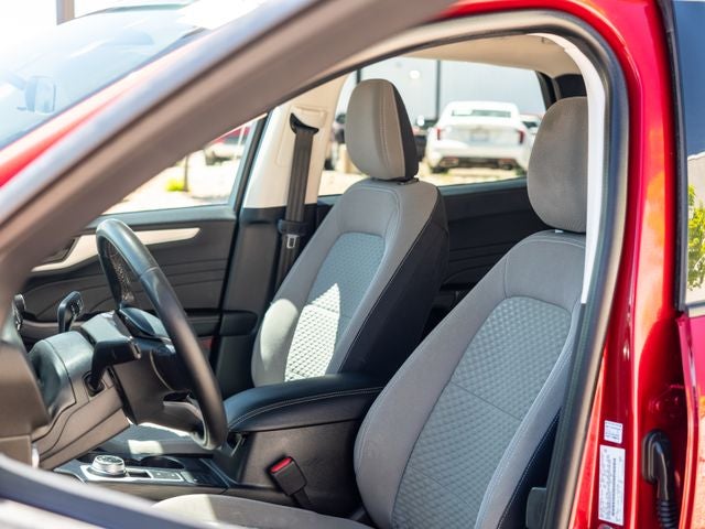 2022 Ford Escape Hybrid SE