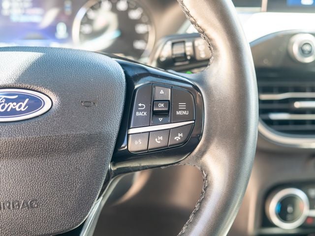2022 Ford Escape Hybrid SE