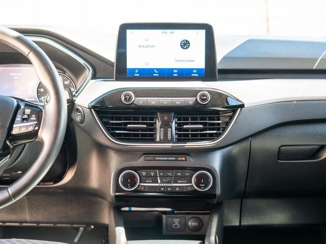 2022 Ford Escape Hybrid SE