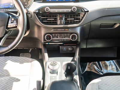2022 Ford Escape Hybrid SE