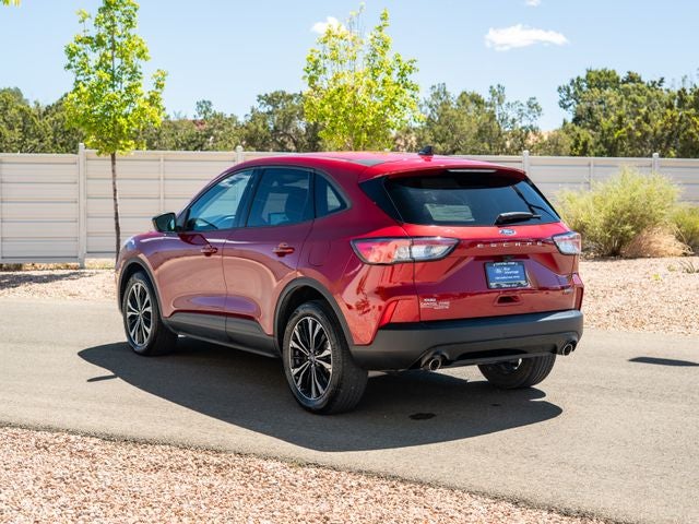 2022 Ford Escape Hybrid SE