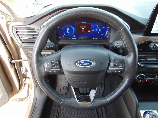 2020 Ford Escape Hybrid Titanium
