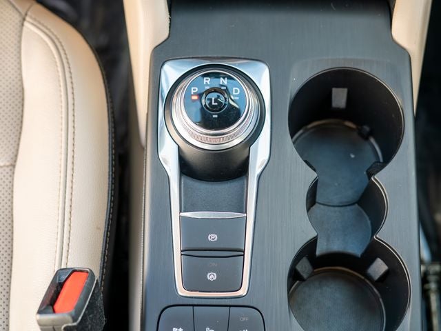 2020 Ford Escape Hybrid Titanium