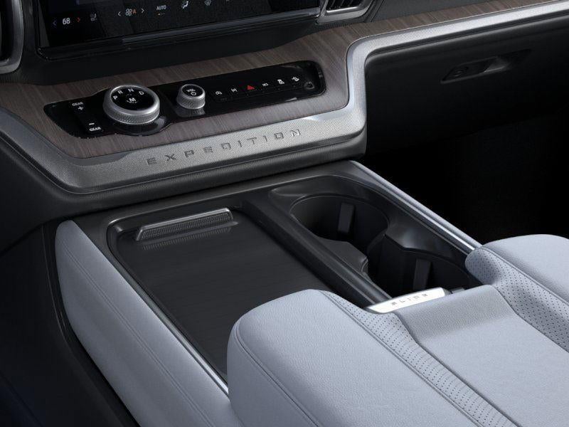 2026 Ford Expedition Platinum®