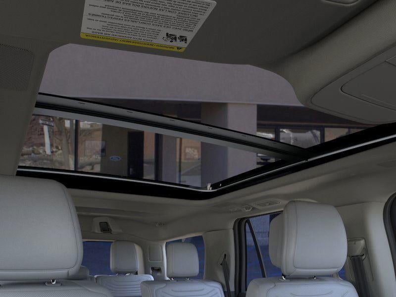 2026 Ford Expedition Platinum®