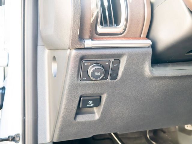 2025 Ford Expedition King Ranch