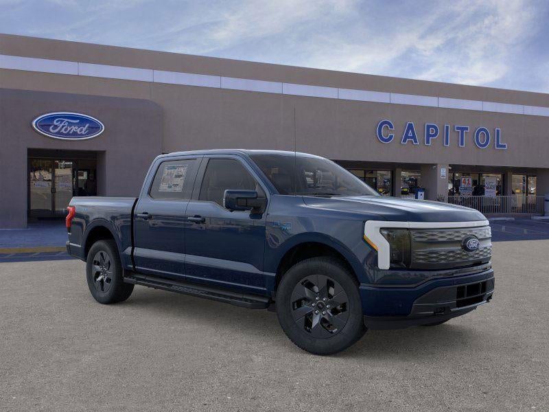 2025 Ford F-150 Lightning Lariat®