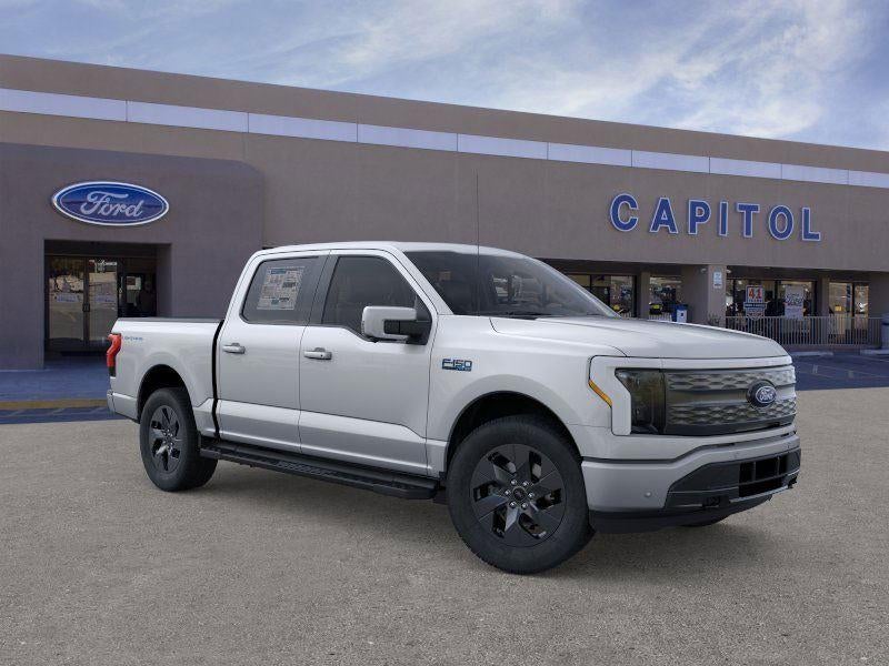 2025 Ford F-150 Lightning Lariat®