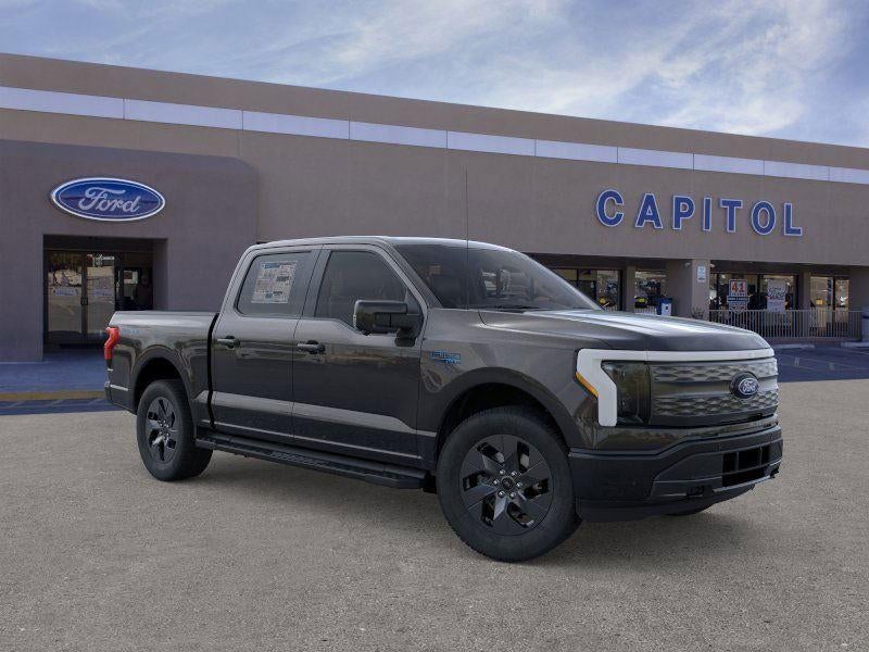 2025 Ford F-150 Lightning Lariat®