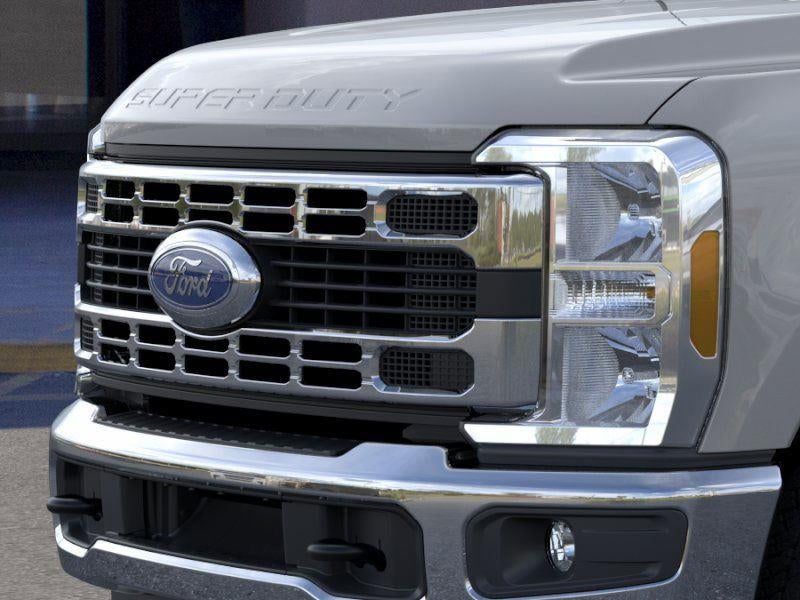 2026 Ford Super Duty F-350® XLT