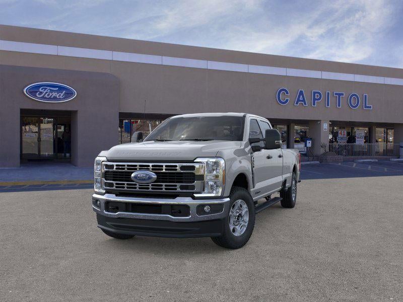 2026 Ford Super Duty F-350® XLT