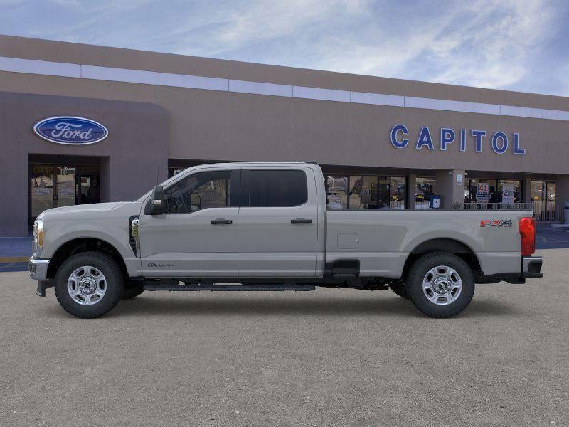 2026 Ford Super Duty F-350® XLT