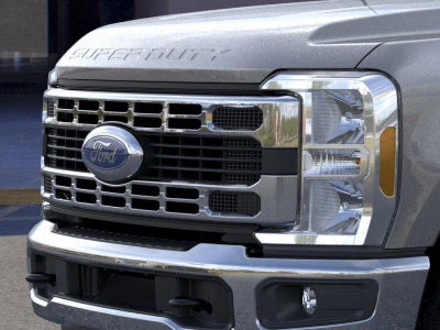 2026 Ford Super Duty F-350® XLT
