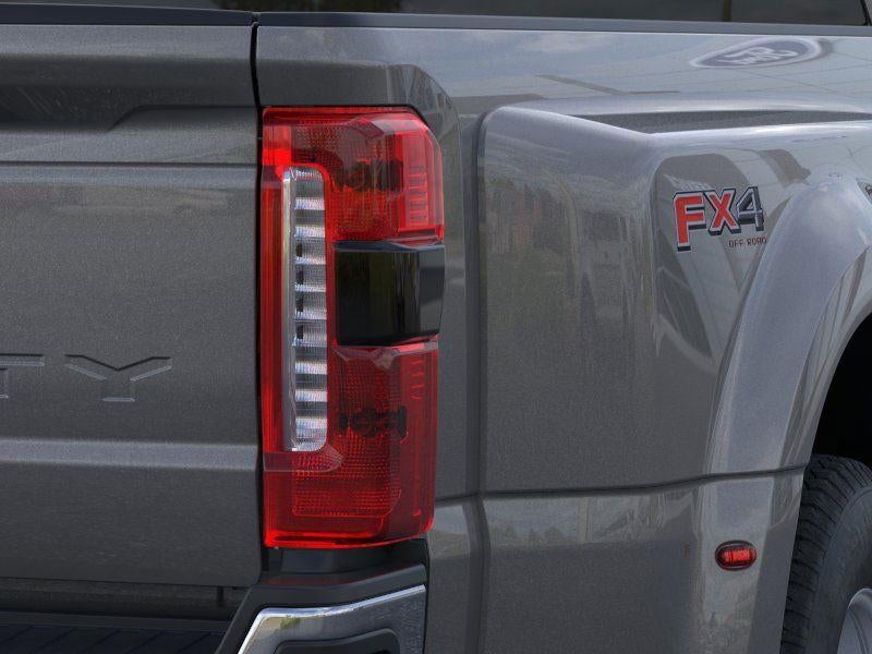 2026 Ford Super Duty F-350® XLT