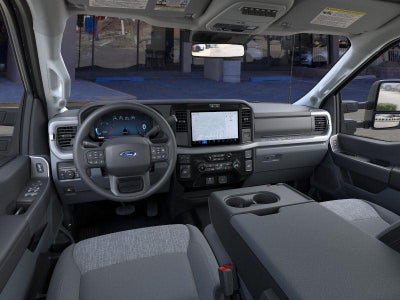 2026 Ford Super Duty F-350® XLT