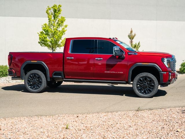 2024 GMC Sierra 2500HD Denali
