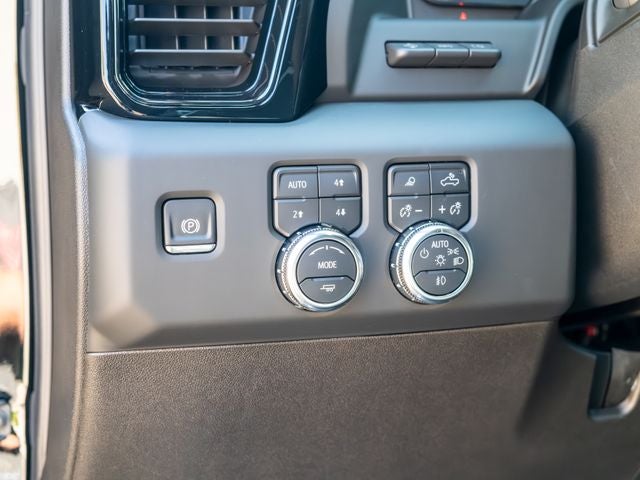 2025 GMC Sierra 2500HD AT4X