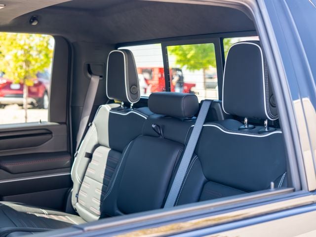 2025 GMC Sierra 2500HD AT4X