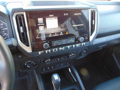 2025 Nissan Frontier SV