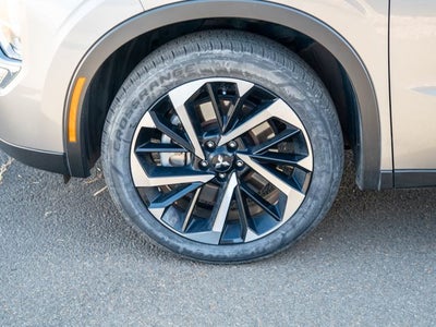 2022 Mitsubishi Outlander SE