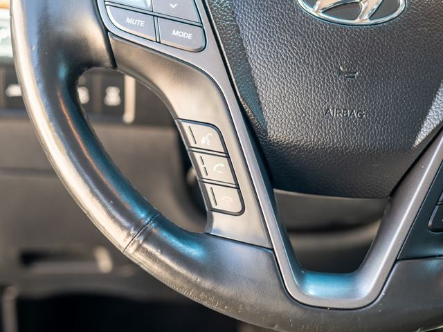 2017 Hyundai Santa Fe Limited Ultimate