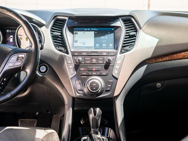 2017 Hyundai Santa Fe Limited Ultimate