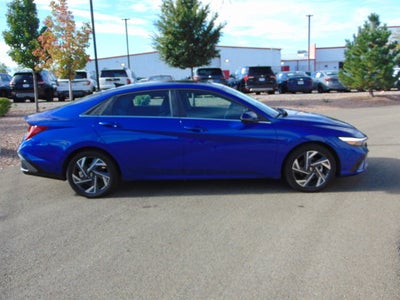2025 Hyundai Elantra Limited