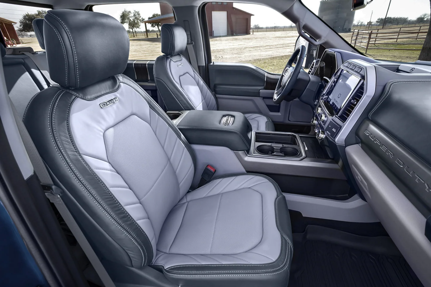 interior-seating-2022-ford-super-duty